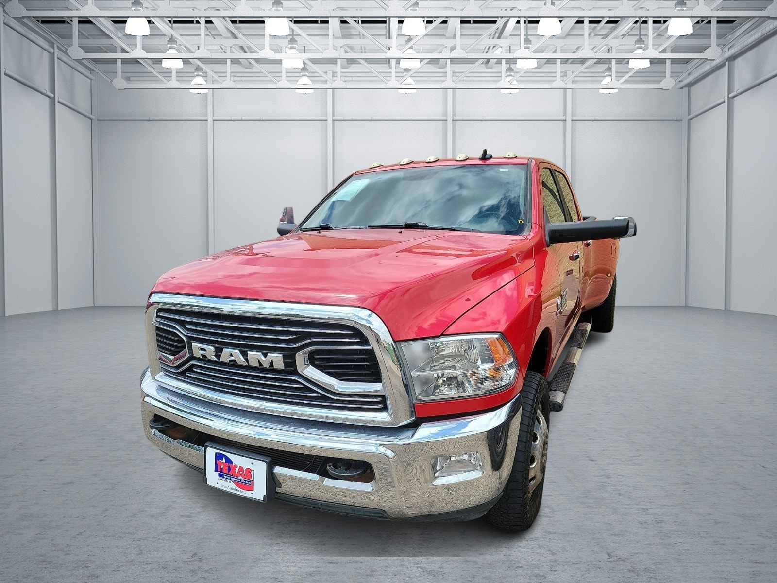 ram ram 3500 pickup 2018 3C63RRHL2JG268932 image ram ram 3500 pickup 2018 3C63RRHL2JG268932 image